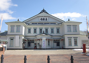 日本最古の芝居小屋　国重要文化財　康楽館
